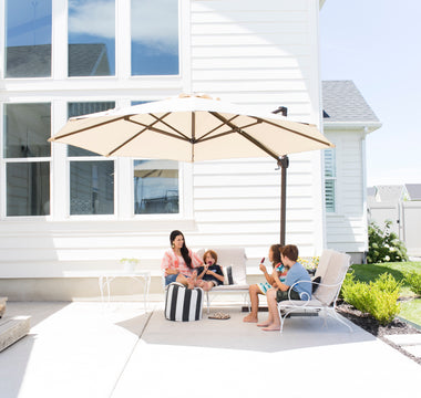 Why a Patio Umbrella is a Perfect Gift Idea for Mom