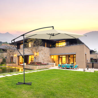 beautiful cantilever umbrella in backyard